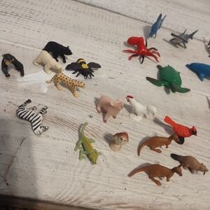 Zoo Animal Toy Lot 22 Plastic Rubber - Safari,  Figures